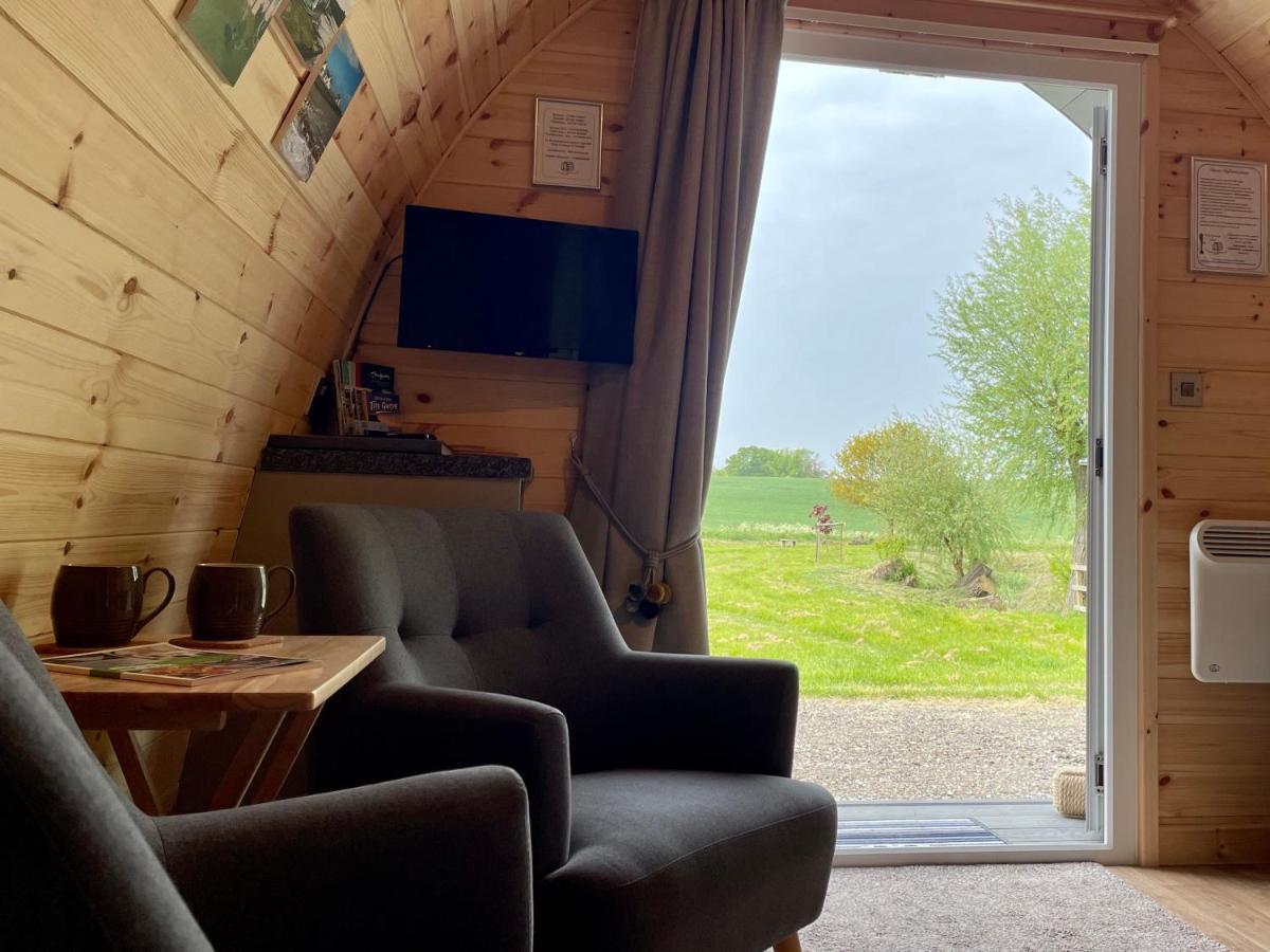 Waterpump Pod For 2 Adults With Ensuite In The Suffolk Countryside Badingham Kültér fotó