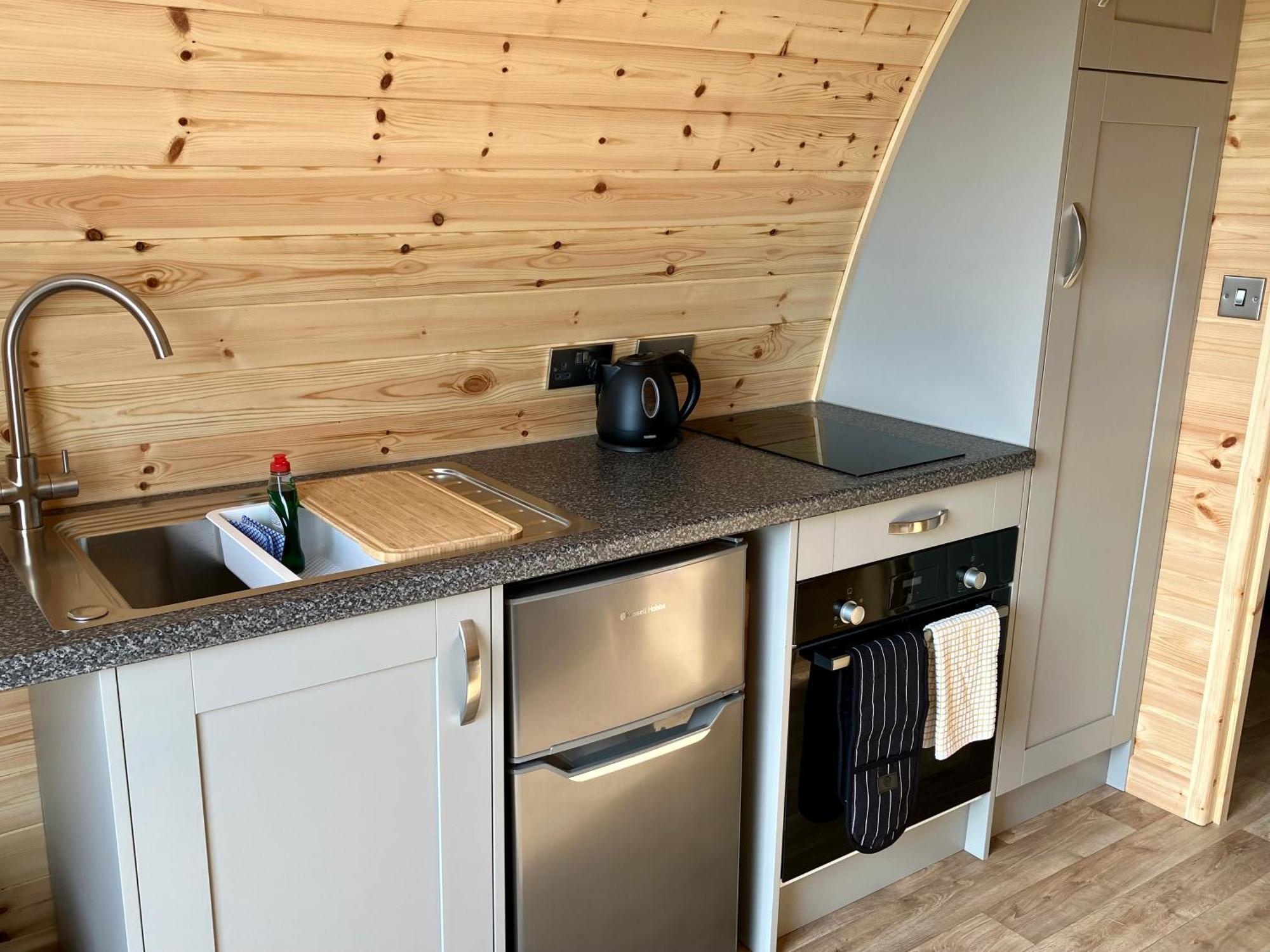 Waterpump Pod For 2 Adults With Ensuite In The Suffolk Countryside Badingham Kültér fotó